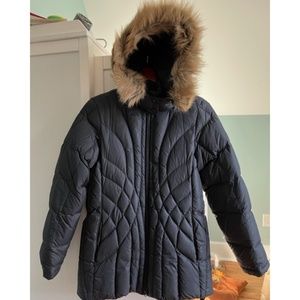 XS L.L. Bean Goose Down Coat with Removable Faux Fur Trim Hood. Black